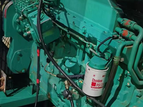 郴州如何确定新的发电机组控制系统是否与原系统兼容？